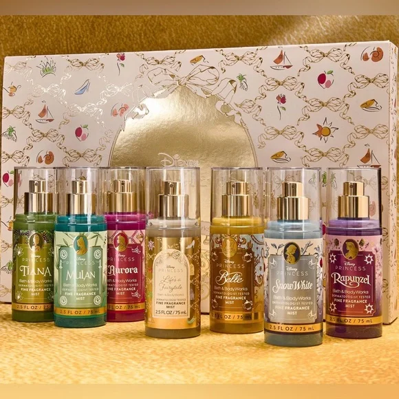 NIB B&BW Disney Princess 7 piece Fragrance Sampler 2.5 oz each - Picture 2 of 7